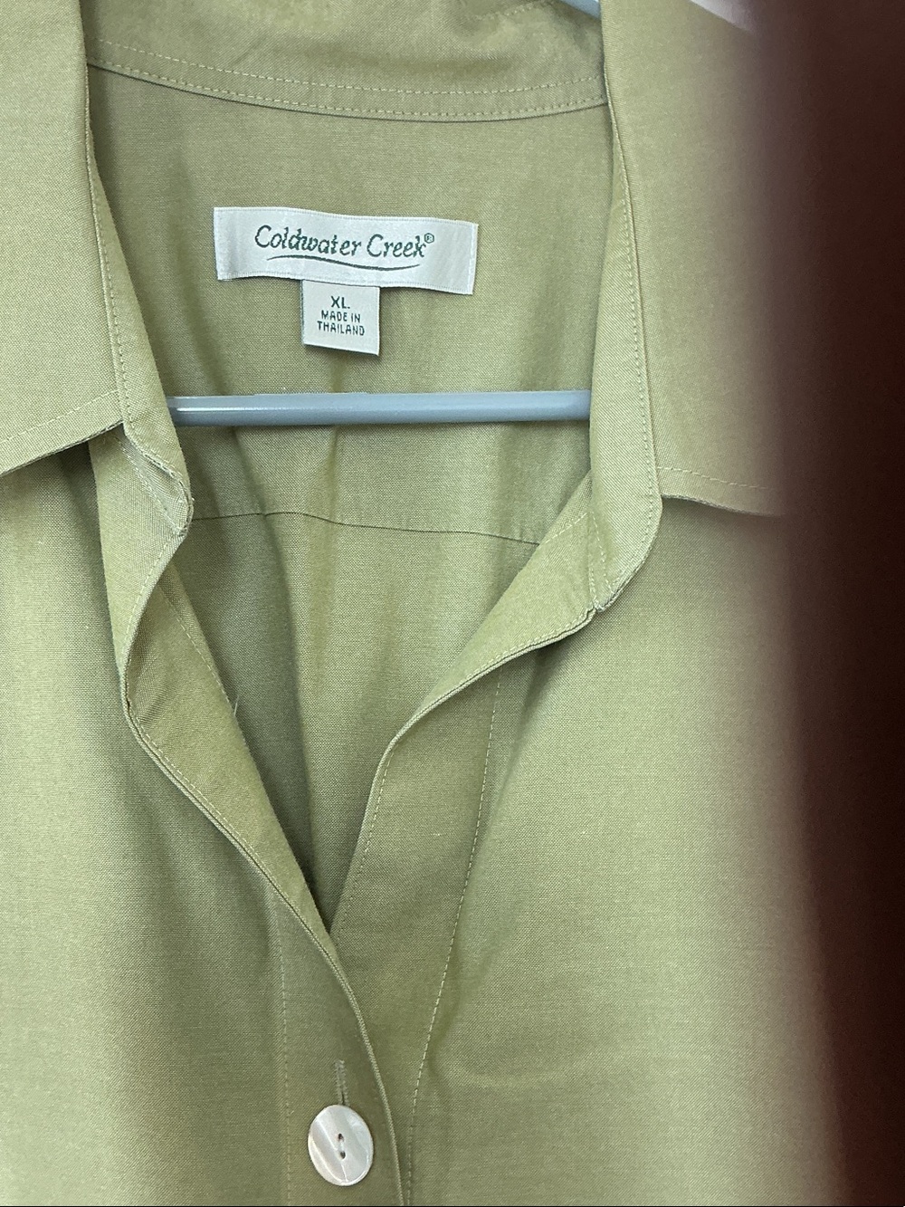 Coldwater Creek Light Olive Button-Front Shirt no iron